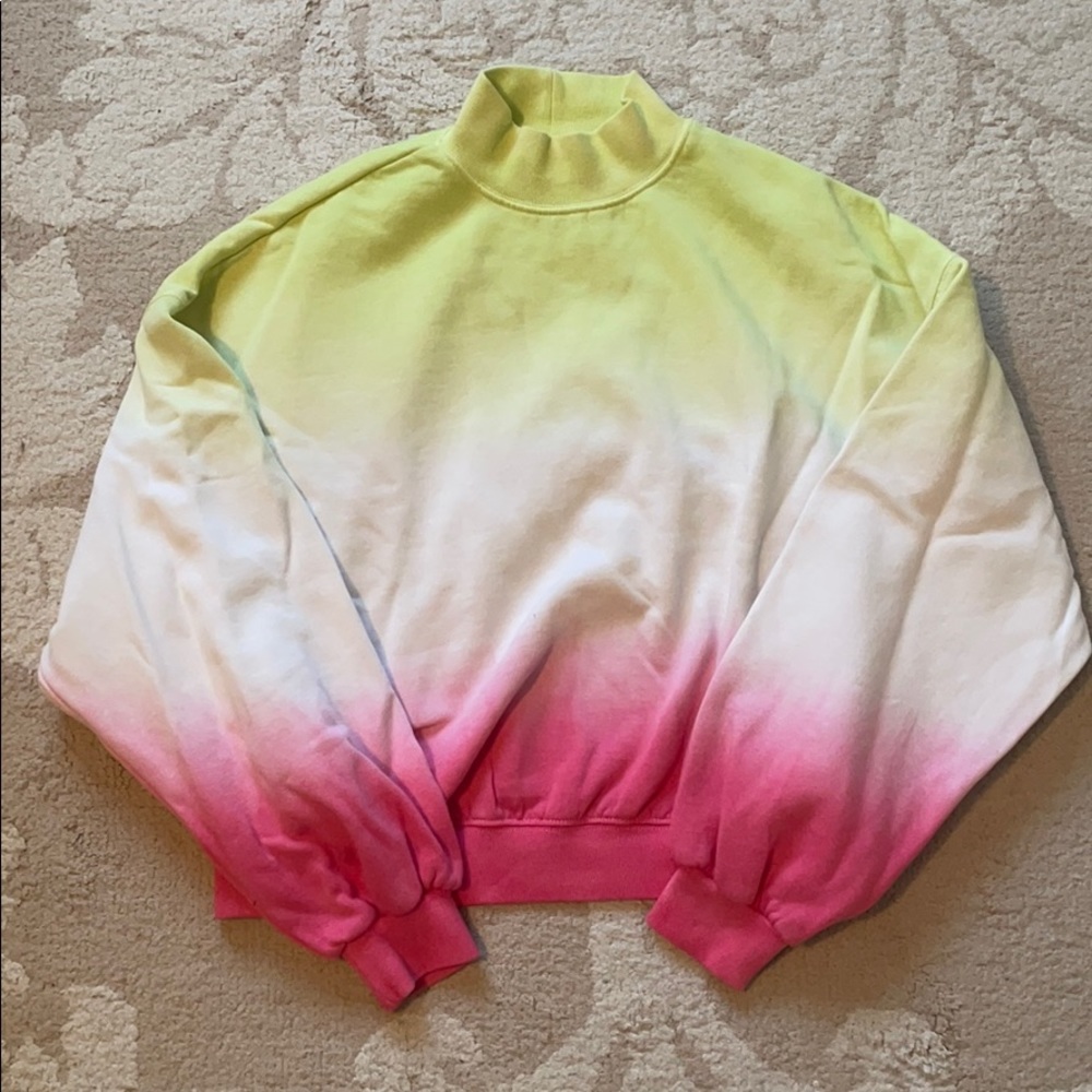 H&M Ombre Crewneck